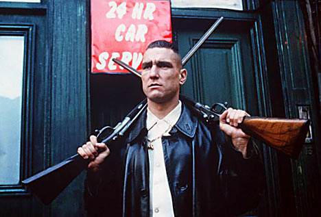 לוק, סטוק ושני קנים מעשנים - Lock, Stock And Two Smoking Barrels